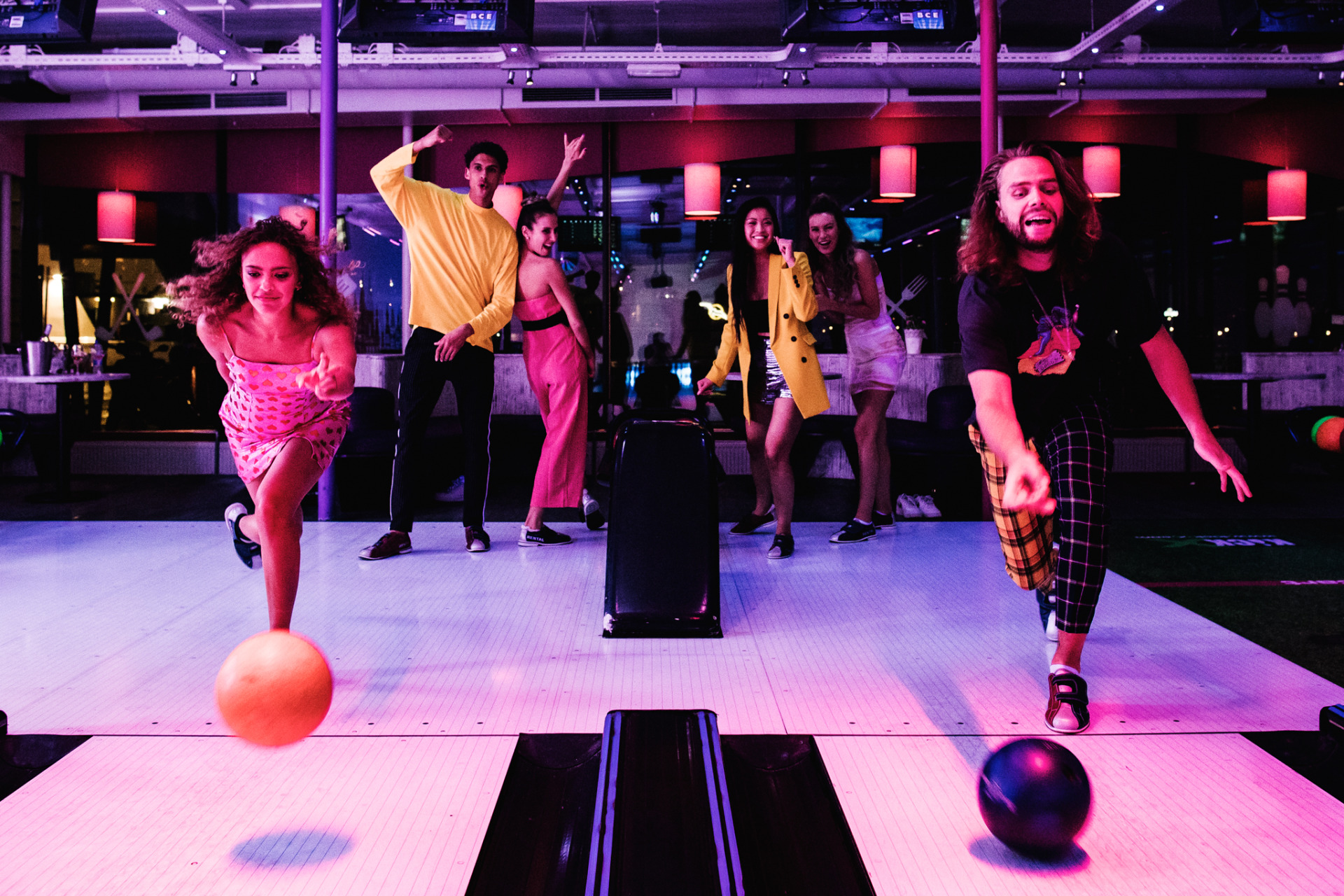 teamuitje bowlen actief bedrijfsuitje top 10 teamuitjes op locatie bowling party